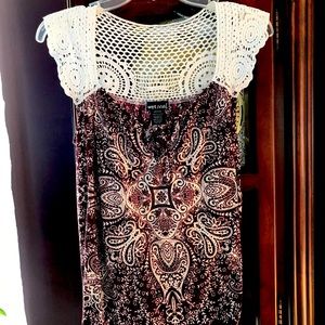 Sleeveless Wet Seal top